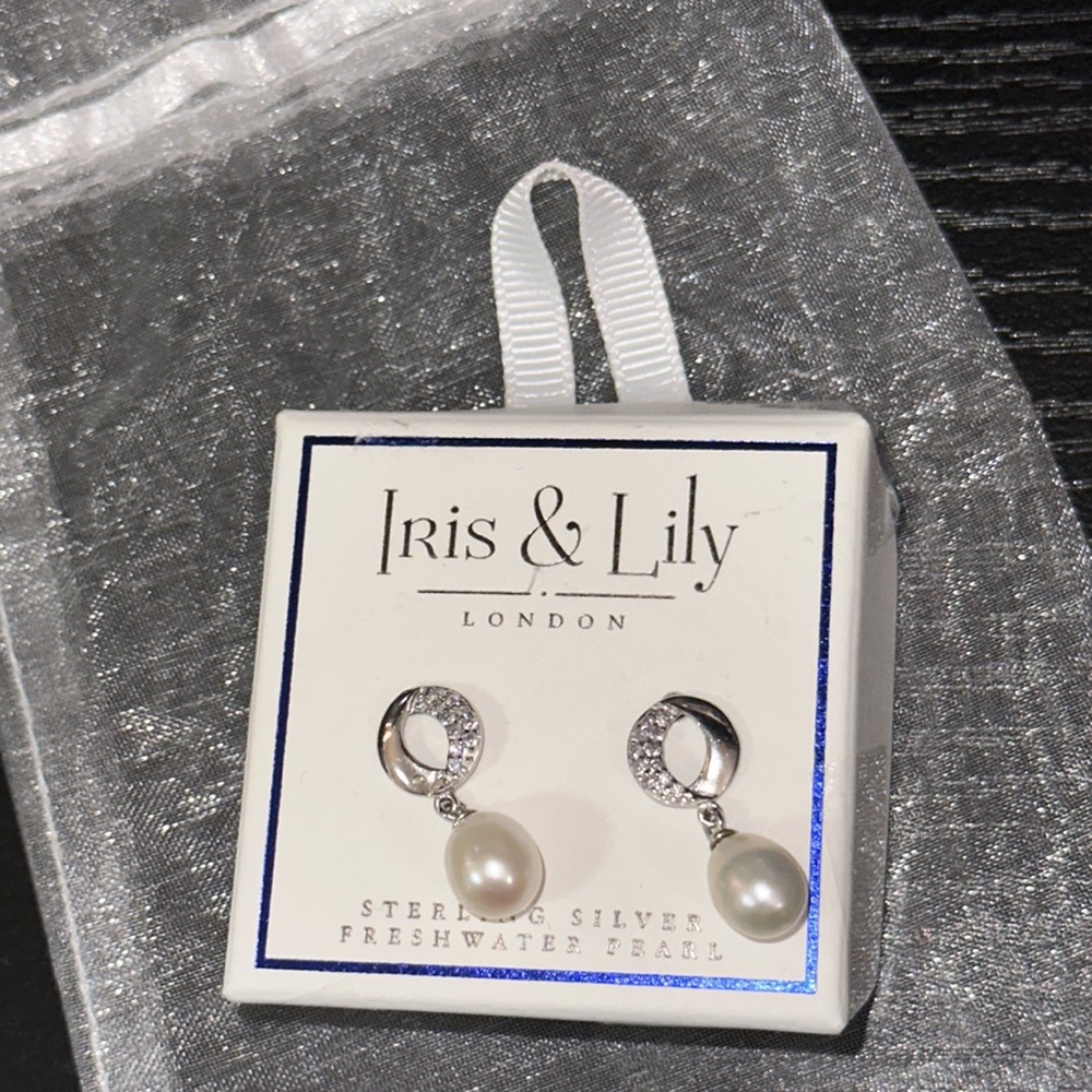 Sterling Silver Freshwater Pearl Earrings